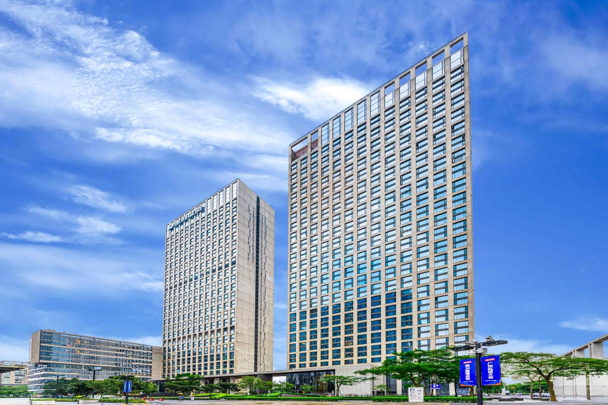 Estay Residence-Poly World Trade Center Guangzhou Exteriör bild